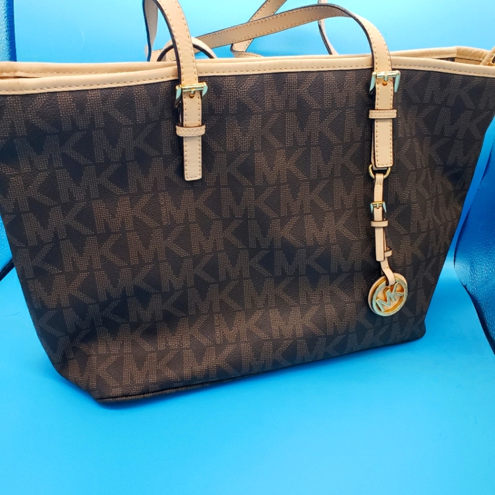 Michael Kors Tote